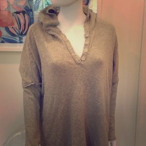 Daft bird Heather gray pull over sweatshirt